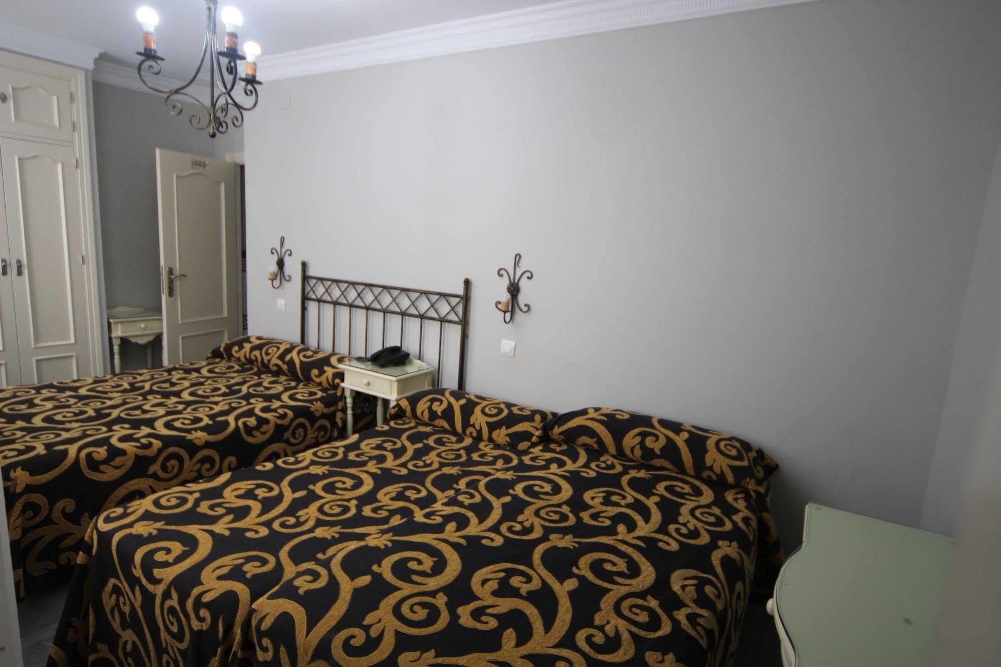 Hostal Roma Sevilla Exterior foto